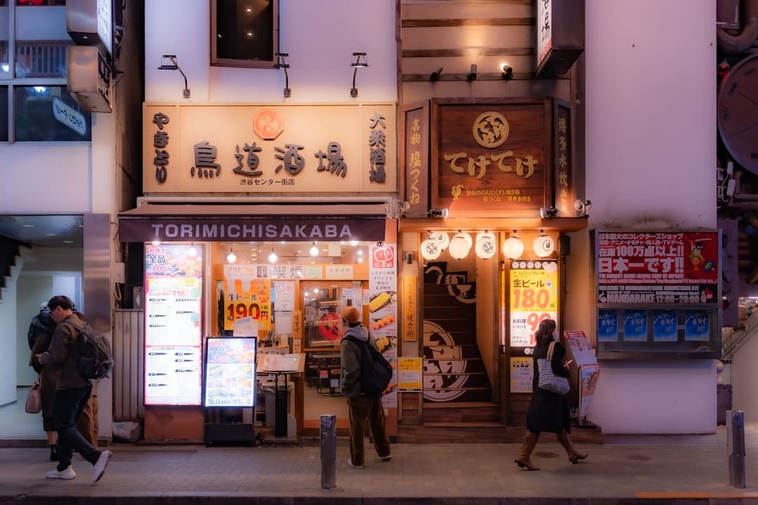 多次被拍到手背发黑，特朗普发展到哪个程度了？